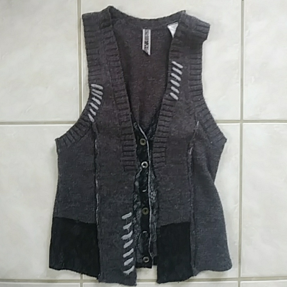 🎊BKE vest